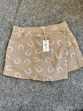 New Cavender’s Jean Skort Horseshoe Print